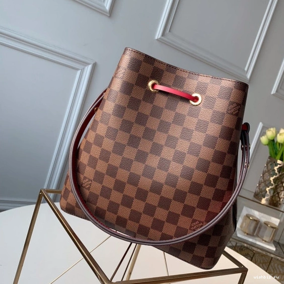 WIS VUITTON LOUIS NÉONOÉ 1128